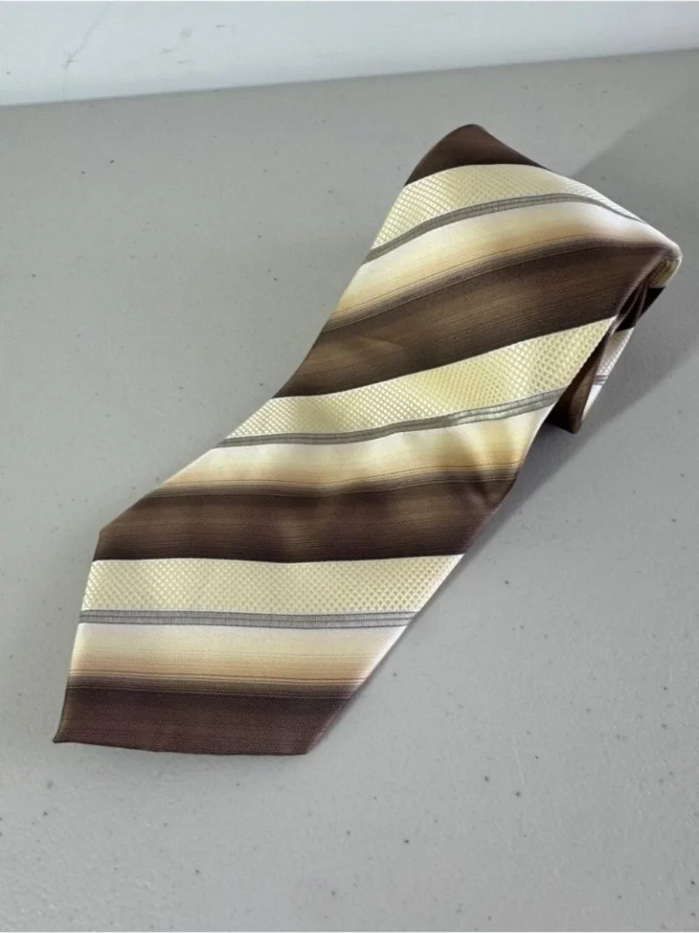Valentino Cravatte Striped Brown Gold Silk Tie Luxury Designer Classic Wedding